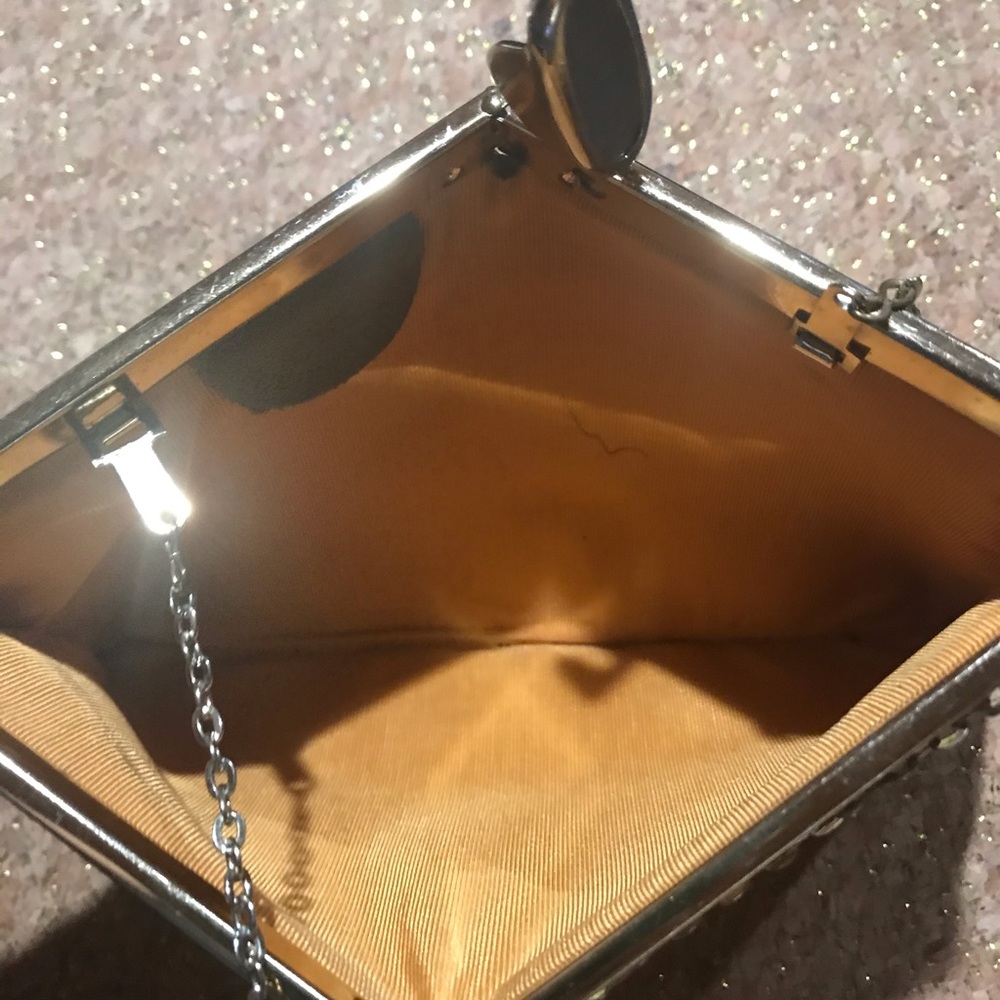 VTG 70’s ETRA  genuine leather taupe clutch purse